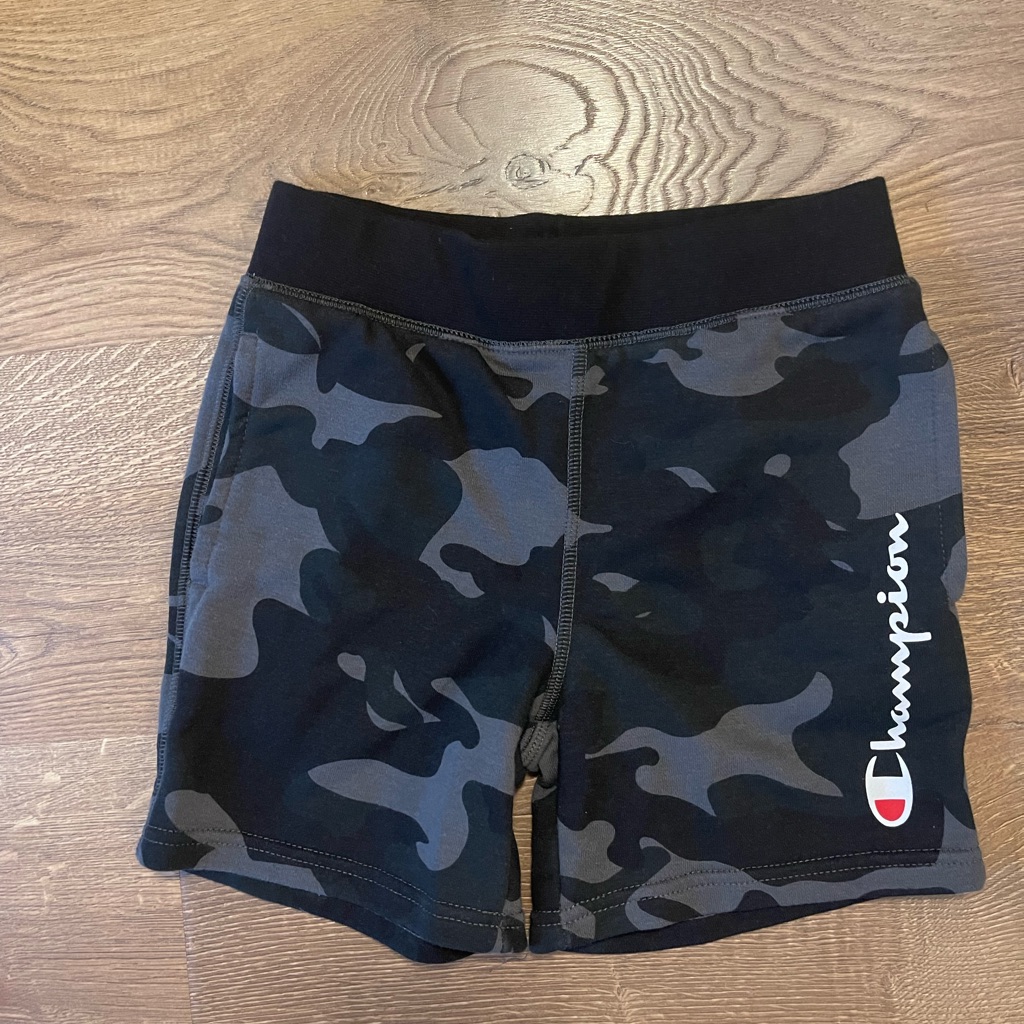 Champion Boys Gray Camouflage Sweat Shorts, Size 6/7